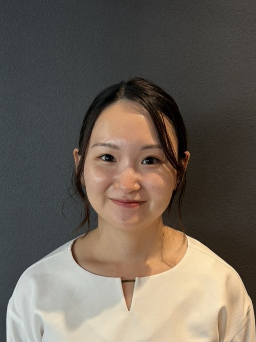 営業　相良　夏帆